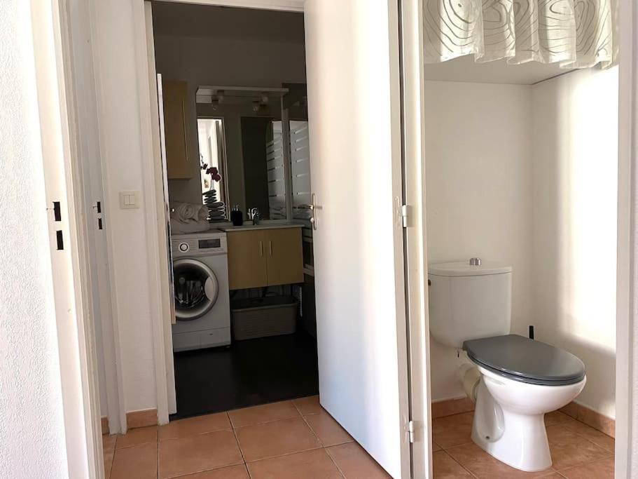 Coeur de FREJUS, Appartement 3 pièces climatisé avec piscine, terrasse, barbecue Exterior foto
