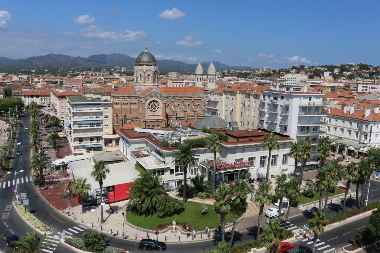 Coeur de FREJUS, Appartement 3 pièces climatisé avec piscine, terrasse, barbecue Exterior foto